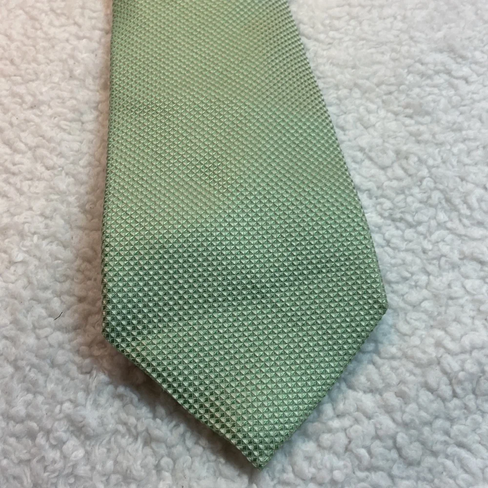 Bananas Republic Textured Mint Green Silk Tie EUC St. Patrick’s Day